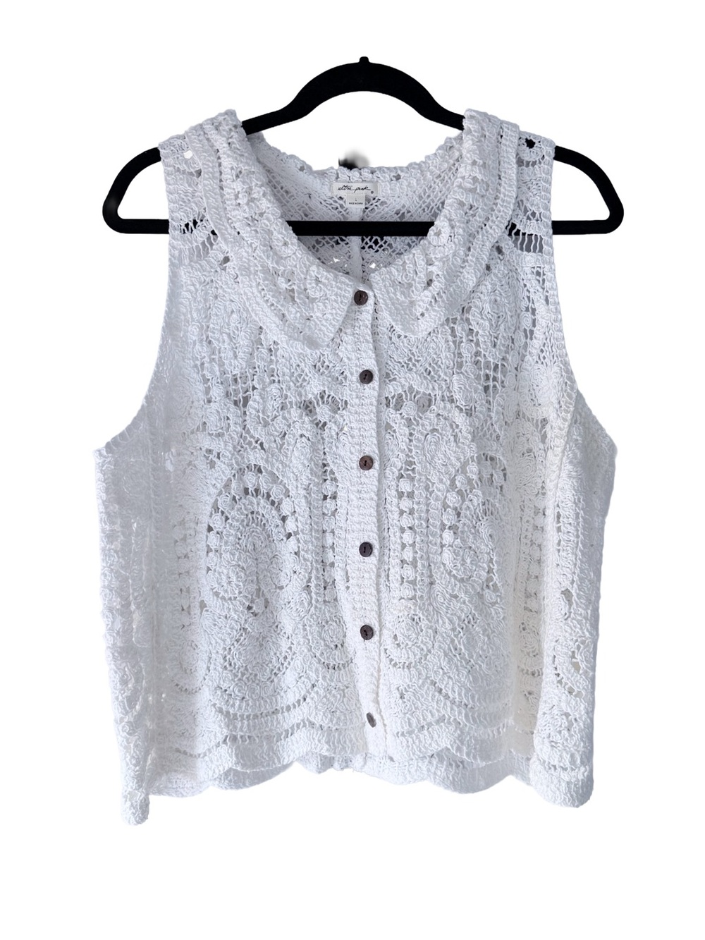 Ultra Crocheted Button Sleeveless Top 100% cotton oversized Peter Pan collar